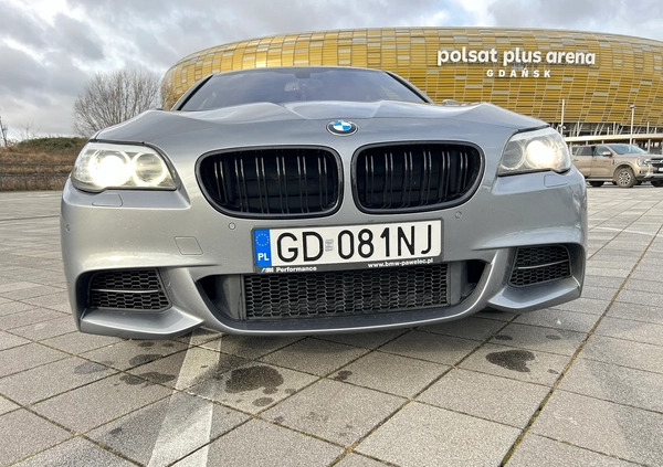 BMW Seria 5 cena 93000 przebieg: 212000, rok produkcji 2013 z Gdańsk małe 79